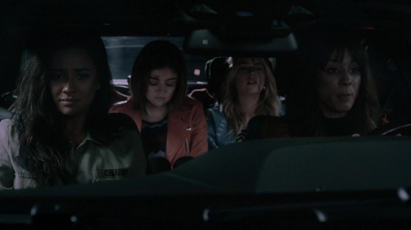 Pretty_Little_Liars_S07E04_WEB-DL_720p_DUAL_WWW_COMANDOTORRENTS_COM_0296.jpg