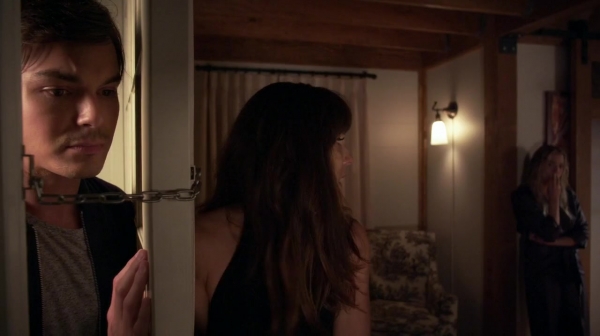 Pretty_Little_Liars_S07E04_WEB-DL_720p_DUAL_WWW_COMANDOTORRENTS_COM_0502.jpg