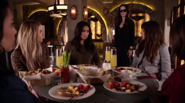 Pretty_Little_Liars_S07E04_WEB-DL_720p_DUAL_WWW_COMANDOTORRENTS_COM_1861.jpg