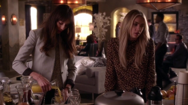 Pretty_Little_Liars_S07E04_WEB-DL_720p_DUAL_WWW_COMANDOTORRENTS_COM_1902.jpg