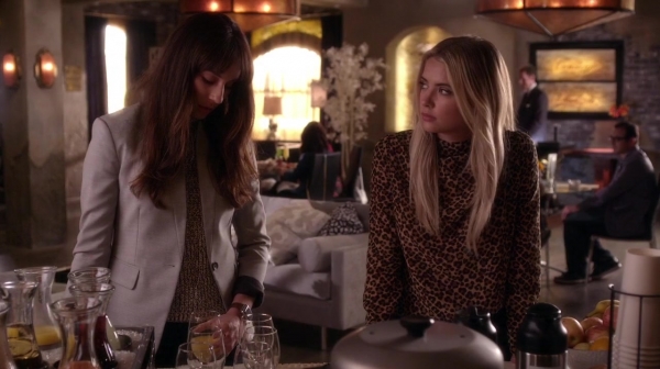 Pretty_Little_Liars_S07E04_WEB-DL_720p_DUAL_WWW_COMANDOTORRENTS_COM_1909.jpg