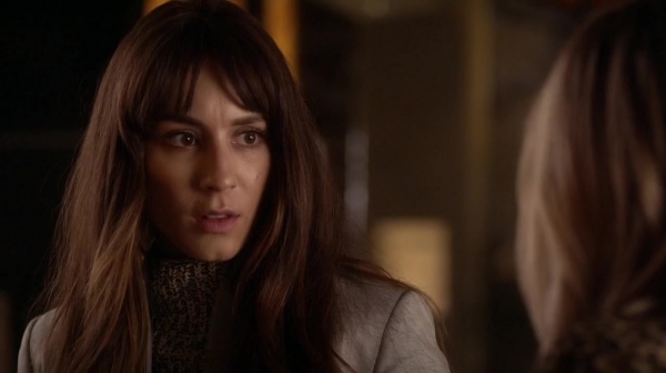 Pretty_Little_Liars_S07E04_WEB-DL_720p_DUAL_WWW_COMANDOTORRENTS_COM_1939.jpg