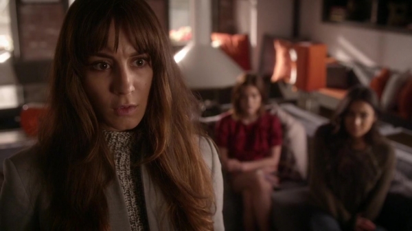 Pretty_Little_Liars_S07E04_WEB-DL_720p_DUAL_WWW_COMANDOTORRENTS_COM_2332.jpg