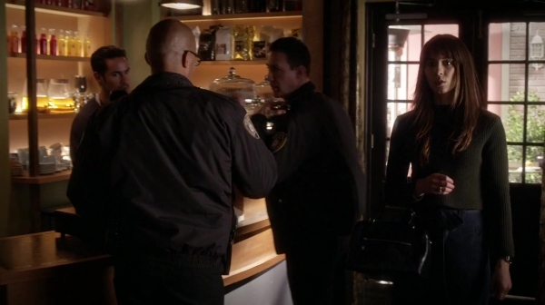 Pretty_Little_Liars_S07E05_WEB-DL_720p_DUAL_WWW_COMANDOTORRENTS_COM_0546.jpg