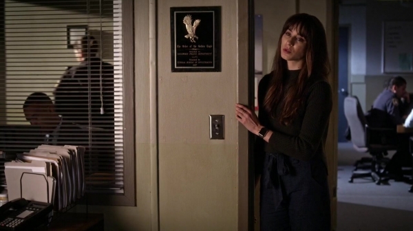 Pretty_Little_Liars_S07E05_WEB-DL_720p_DUAL_WWW_COMANDOTORRENTS_COM_1205.jpg