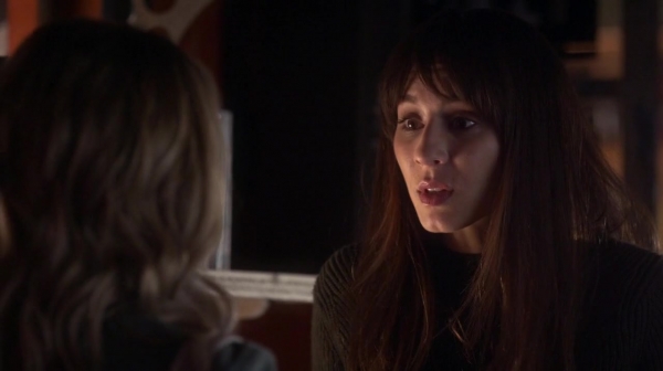 Pretty_Little_Liars_S07E05_WEB-DL_720p_DUAL_WWW_COMANDOTORRENTS_COM_1560.jpg