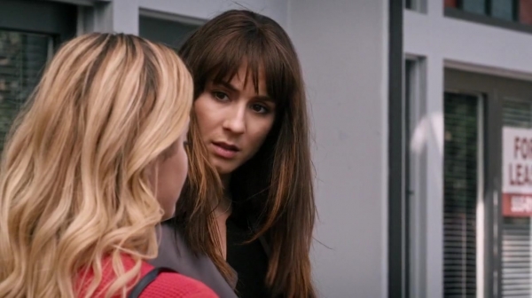 Pretty_Little_Liars_S07E06_WEB-DL_720p_DUAL_WWW_COMANDOTORRENTS_COM_0216.jpg