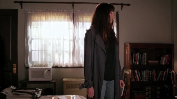 Pretty_Little_Liars_S07E06_WEB-DL_720p_DUAL_WWW_COMANDOTORRENTS_COM_0713.jpg