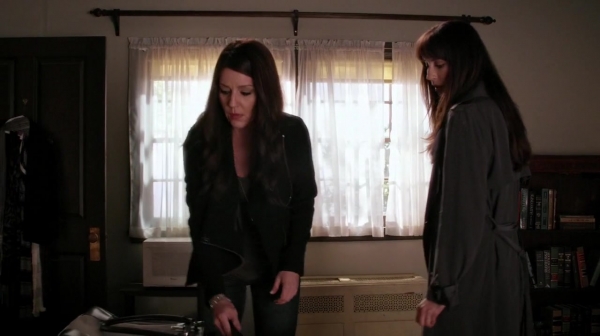 Pretty_Little_Liars_S07E06_WEB-DL_720p_DUAL_WWW_COMANDOTORRENTS_COM_0725.jpg