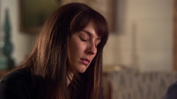 Pretty_Little_Liars_S07E06_WEB-DL_720p_DUAL_WWW_COMANDOTORRENTS_COM_1427.jpg