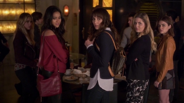 Pretty_Little_Liars_S07E07_WEB-DL_720p_DUAL_WWW_COMANDOTORRENTS_COM_0211.jpg