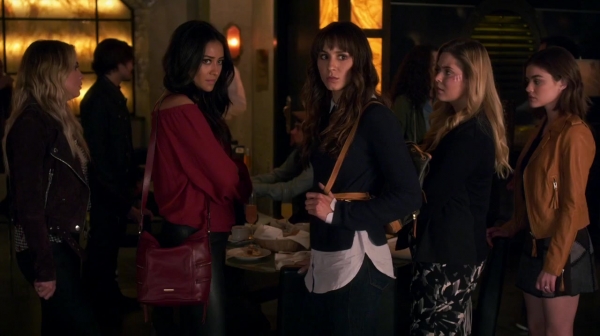 Pretty_Little_Liars_S07E07_WEB-DL_720p_DUAL_WWW_COMANDOTORRENTS_COM_0218.jpg