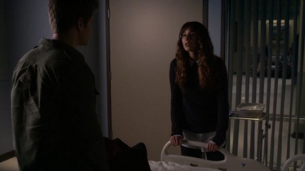 Pretty_Little_Liars_S07E07_WEB-DL_720p_DUAL_WWW_COMANDOTORRENTS_COM_1385.jpg