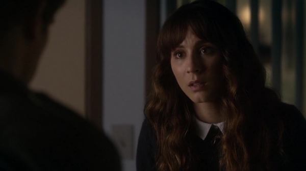 Pretty_Little_Liars_S07E07_WEB-DL_720p_DUAL_WWW_COMANDOTORRENTS_COM_1396.jpg