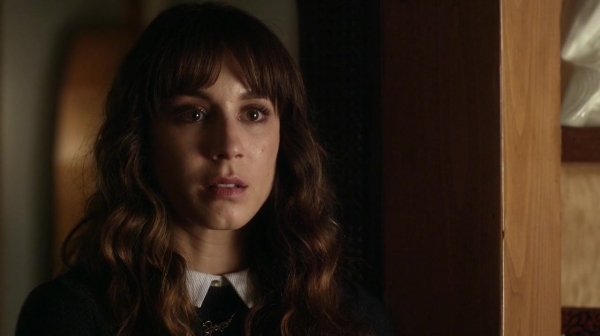 Pretty_Little_Liars_S07E07_WEB-DL_720p_DUAL_WWW_COMANDOTORRENTS_COM_1983.jpg