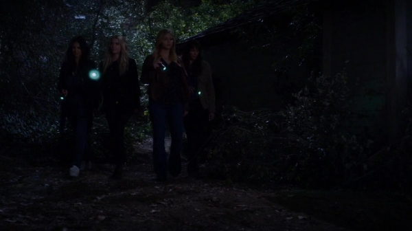 Pretty_Little_Liars_S07E07_WEB-DL_720p_DUAL_WWW_COMANDOTORRENTS_COM_2062.jpg