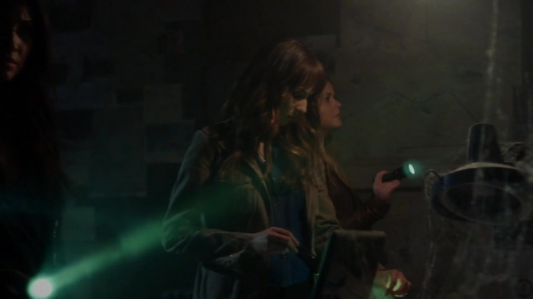 Pretty_Little_Liars_S07E07_WEB-DL_720p_DUAL_WWW_COMANDOTORRENTS_COM_2237.jpg
