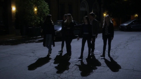 Pretty_Little_Liars_S07E08_WEB-DL_720p_DUAL_WWW_COMANDOTORRENTS_COM_0073.jpg