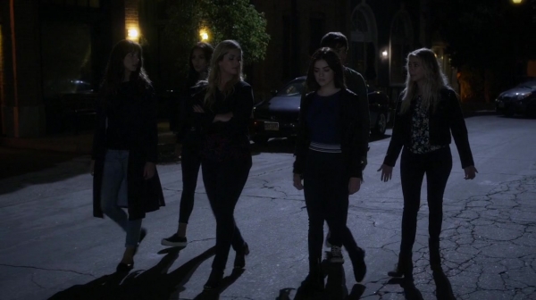 Pretty_Little_Liars_S07E08_WEB-DL_720p_DUAL_WWW_COMANDOTORRENTS_COM_0077.jpg