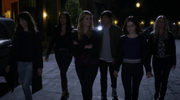 Pretty_Little_Liars_S07E08_WEB-DL_720p_DUAL_WWW_COMANDOTORRENTS_COM_0083.jpg
