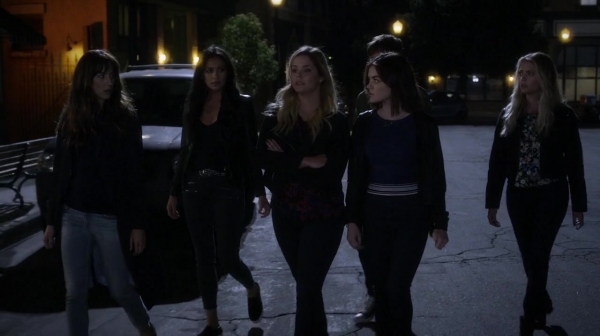 Pretty_Little_Liars_S07E08_WEB-DL_720p_DUAL_WWW_COMANDOTORRENTS_COM_0088.jpg