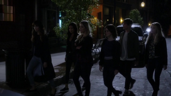 Pretty_Little_Liars_S07E08_WEB-DL_720p_DUAL_WWW_COMANDOTORRENTS_COM_0092.jpg
