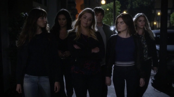 Pretty_Little_Liars_S07E08_WEB-DL_720p_DUAL_WWW_COMANDOTORRENTS_COM_0107.jpg