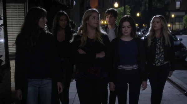 Pretty_Little_Liars_S07E08_WEB-DL_720p_DUAL_WWW_COMANDOTORRENTS_COM_0112.jpg