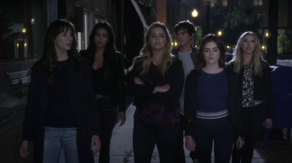 Pretty_Little_Liars_S07E08_WEB-DL_720p_DUAL_WWW_COMANDOTORRENTS_COM_0124.jpg