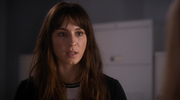 Pretty_Little_Liars_S07E08_WEB-DL_720p_DUAL_WWW_COMANDOTORRENTS_COM_0722.jpg