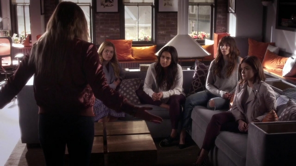 Pretty_Little_Liars_S07E08_WEB-DL_720p_DUAL_WWW_COMANDOTORRENTS_COM_1422.jpg