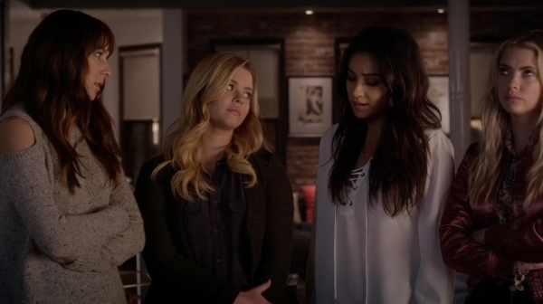 Pretty_Little_Liars_S07E08_WEB-DL_720p_DUAL_WWW_COMANDOTORRENTS_COM_2072.jpg