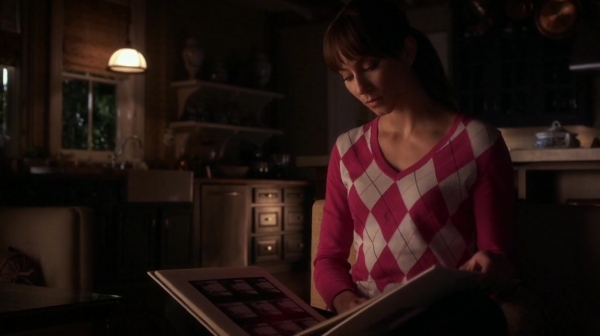 Pretty_Little_Liars_S07E08_WEB-DL_720p_DUAL_WWW_COMANDOTORRENTS_COM_2350.jpg
