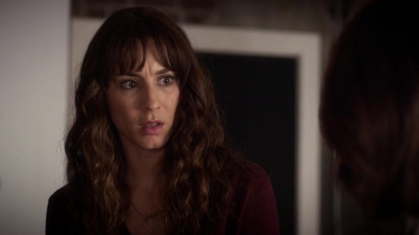 Pretty_Little_Liars_S07E09_WEB-DL_720p_DUAL_WWW_COMANDOTORRENTS_COM_0104.jpg