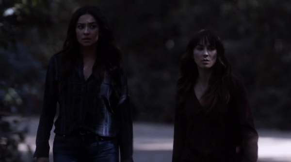 Pretty_Little_Liars_S07E09_WEB-DL_720p_DUAL_WWW_COMANDOTORRENTS_COM_1033.jpg