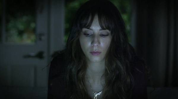 Pretty_Little_Liars_S07E09_WEB-DL_720p_DUAL_WWW_COMANDOTORRENTS_COM_1807.jpg