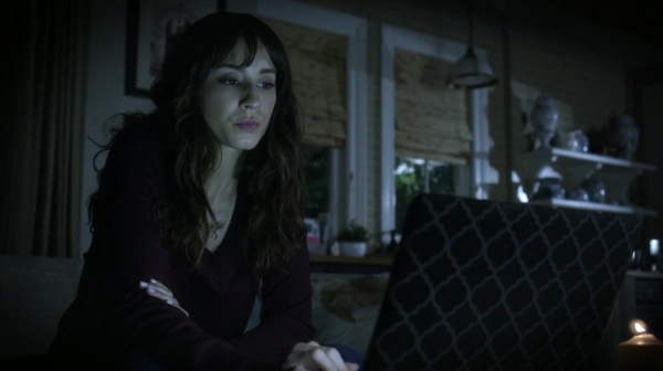 Pretty_Little_Liars_S07E09_WEB-DL_720p_DUAL_WWW_COMANDOTORRENTS_COM_1823.jpg