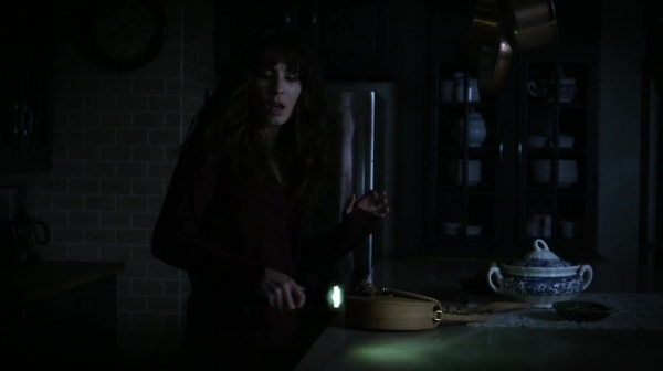 Pretty_Little_Liars_S07E09_WEB-DL_720p_DUAL_WWW_COMANDOTORRENTS_COM_2151.jpg