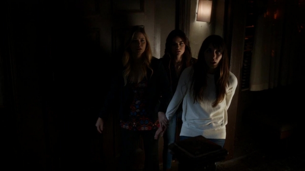 Pretty_Little_Liars_S07E10_WEB-DL_720p_DUAL_WWW_COMANDOTORRENTS_COM_2042.jpg