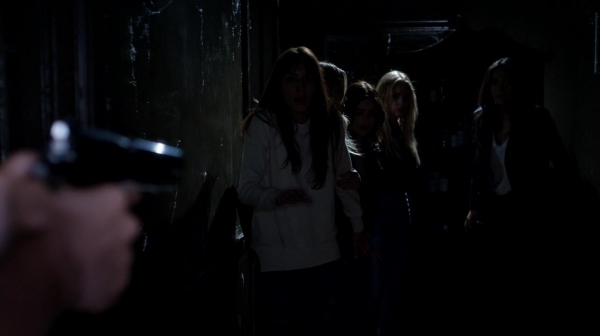 Pretty_Little_Liars_S07E10_WEB-DL_720p_DUAL_WWW_COMANDOTORRENTS_COM_2207.jpg