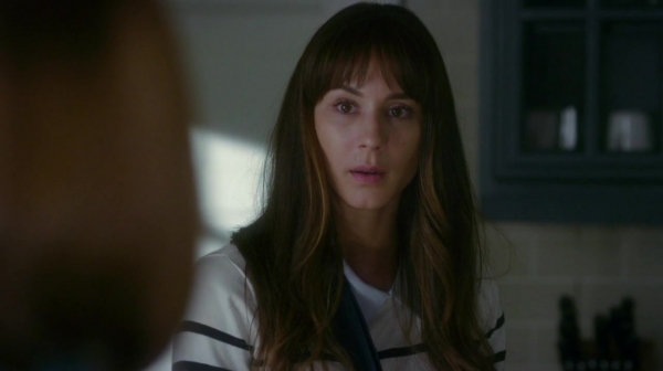 Pretty_Little_Liars_S07E11_WEB-DL_720p_DUAL_WWW_COMANDOTORRENTS_COM_1195.jpg