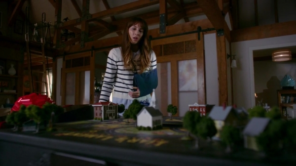 Pretty_Little_Liars_S07E11_WEB-DL_720p_DUAL_WWW_COMANDOTORRENTS_COM_1672.jpg