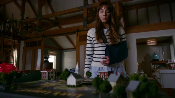 Pretty_Little_Liars_S07E11_WEB-DL_720p_DUAL_WWW_COMANDOTORRENTS_COM_1674.jpg