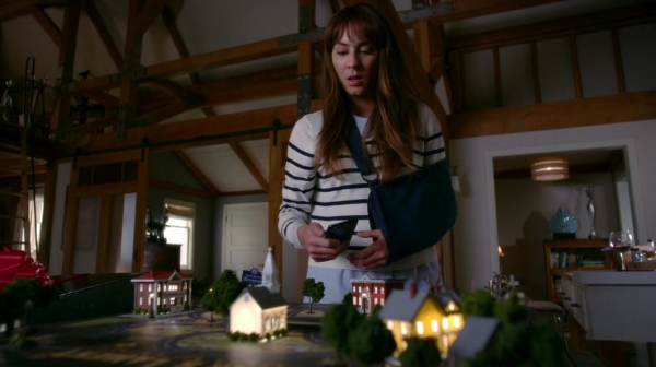 Pretty_Little_Liars_S07E11_WEB-DL_720p_DUAL_WWW_COMANDOTORRENTS_COM_1685.jpg