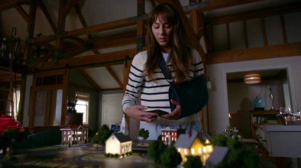 Pretty_Little_Liars_S07E11_WEB-DL_720p_DUAL_WWW_COMANDOTORRENTS_COM_1687.jpg