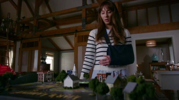 Pretty_Little_Liars_S07E11_WEB-DL_720p_DUAL_WWW_COMANDOTORRENTS_COM_1727.jpg