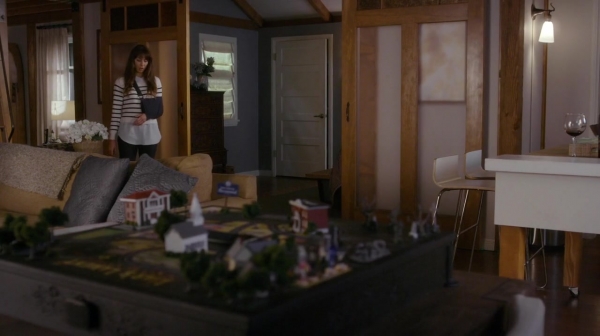 Pretty_Little_Liars_S07E11_WEB-DL_720p_DUAL_WWW_COMANDOTORRENTS_COM_2056.jpg