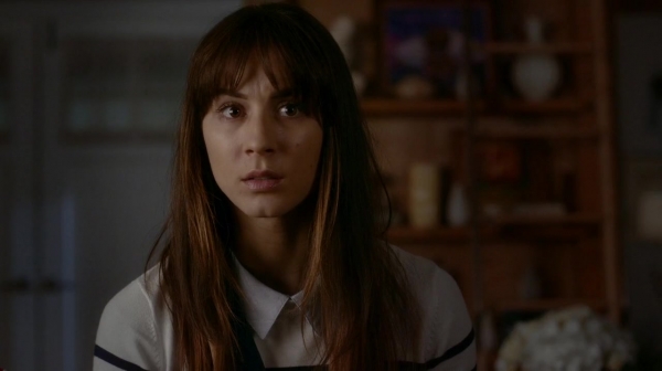Pretty_Little_Liars_S07E12_WEB-DL_720p_DUAL_WWW_COMANDOTORRENTS_COM_0148.jpg