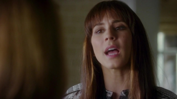 Pretty_Little_Liars_S07E12_WEB-DL_720p_DUAL_WWW_COMANDOTORRENTS_COM_0393.jpg