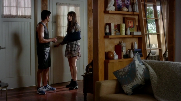 Pretty_Little_Liars_S07E12_WEB-DL_720p_DUAL_WWW_COMANDOTORRENTS_COM_0594.jpg